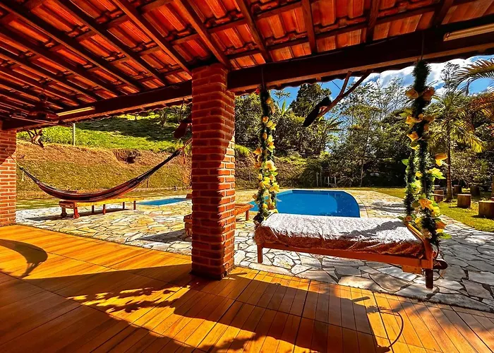 Chacara Com Lazer E Conforto Em Joanopolis Sp